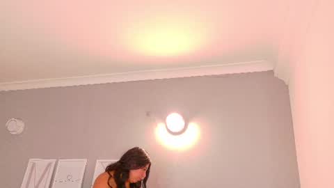   online show from June 12, 9:08 am