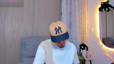 kendel_dimitri online show from October 26, 5:08 am