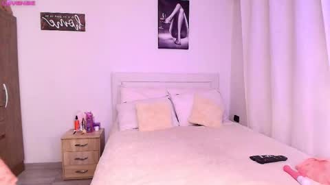 sweet kendra online show from February 23, 3:02 am