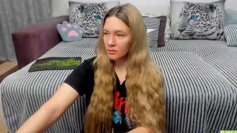 Kendra online show from November 5, 1:07 am