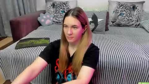 Kendra online show from April 4, 12:06 am