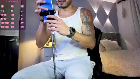Chriss Morales online show from July 3, 2:05 am