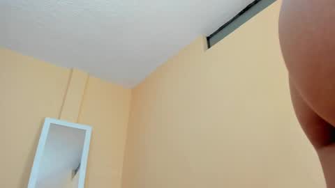 Kenia online show from April 7, 9:28 pm