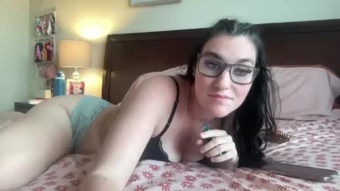 Snapshot of kennacola chatting on September 18, 11:20 pm kennacola online show from September 18, 11:20 pm