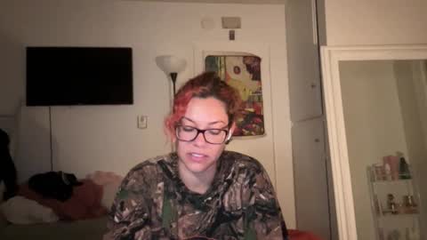 kennibby online show from April 8, 4:48 am