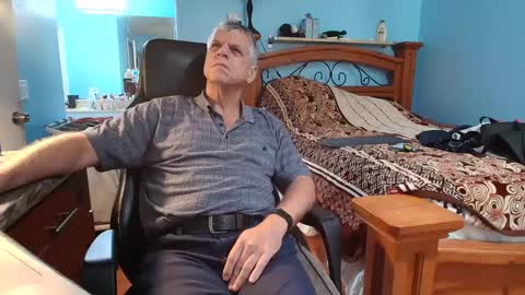 Snapshot of kent_ham chatting on October 7, 10:39 pm kent_ham online show from October 7, 10:39 pm
