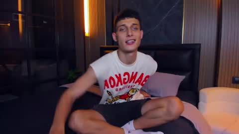 Peter     online show from July 26, 4:59 pm