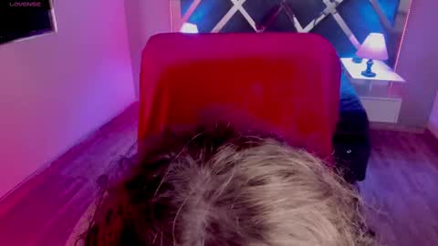 Kenzie online show from March 8, 10:24 pm