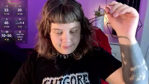 Kenzie online show from October 30, 4:46 am