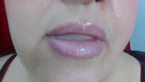 K E R L Y online show from December 20, 1:29 pm