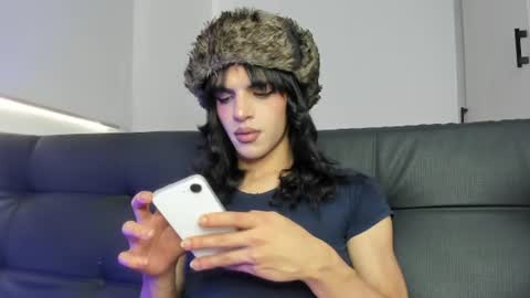 Kerly online show from July 31, 3:46 pm