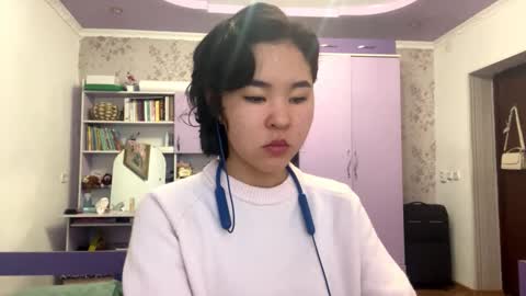 Jenny  online show from February 9, 4:38 am