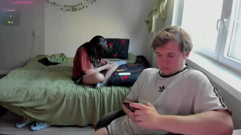 kesh_mne online show from April 12, 3:16 pm