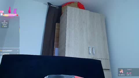 KESHA online show from February 20, 5:51 am