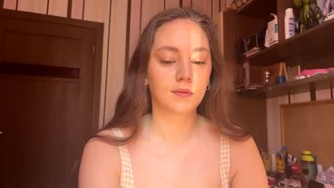 Ellie online show from May 31, 9:08 am