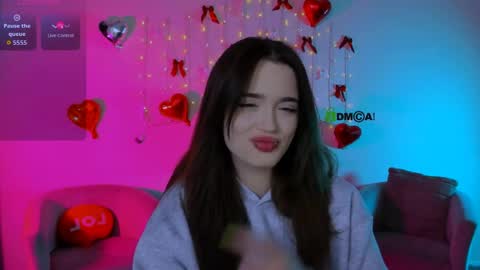 ketty_kitt online show from April 7, 7:05 pm