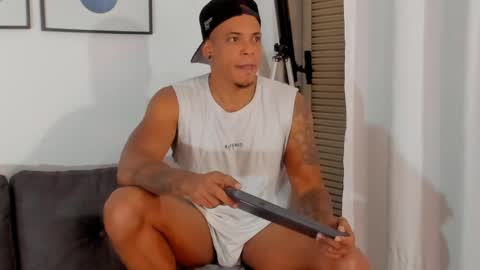 Kevin Lance online show from April 18, 8:05 am