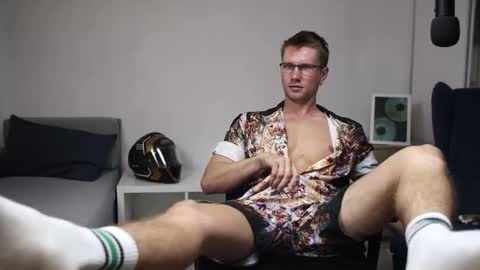 Kev online show from September 10, 4:08 pm