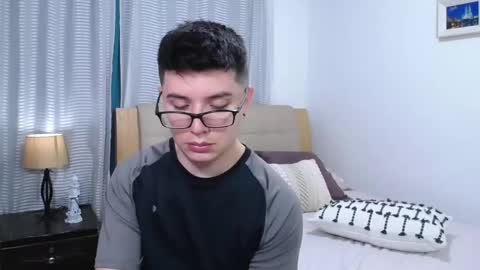 Kevin online show from February 22, 12:25 am