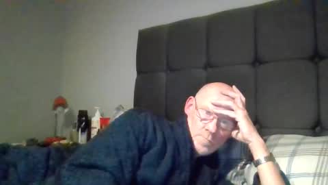 kevlooking4sez online show from November 29, 12:29 am