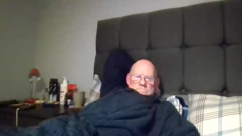 kevlooking4sez online show from November 21, 11:58 pm