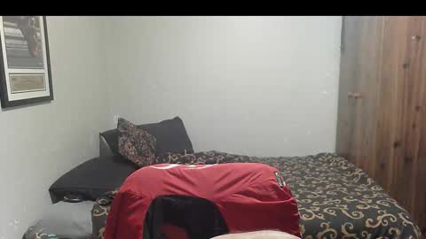 Snapshot of kevwestunder9696 chatting on October 21, 12:10 pm kevwestunder9696 online show from October 21, 12:10 pm