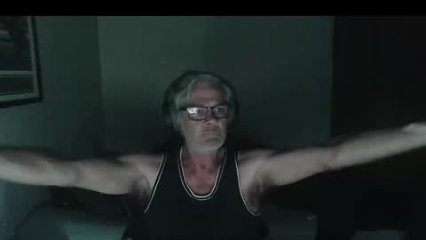 Snapshot of kevwestunder9696 chatting on September 30, 11:10 am kevwestunder9696 online show from September 30, 11:10 am