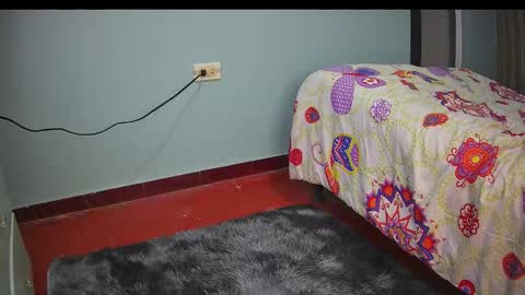 Keyla online show from February 19, 2:33 am