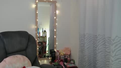 Liss online show from February 3, 2:45 pm