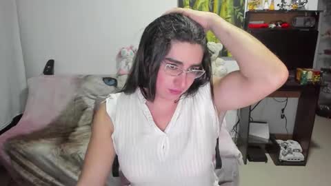 Khalifa Kasumi online show from April 25, 5:20 am