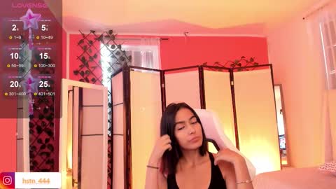 Khloe online show from October 21, 1:16 pm