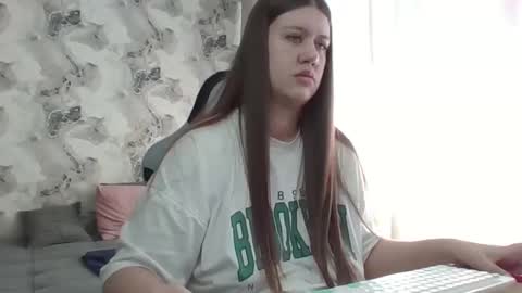 kianna_dior_ online show from March 25, 8:54 am