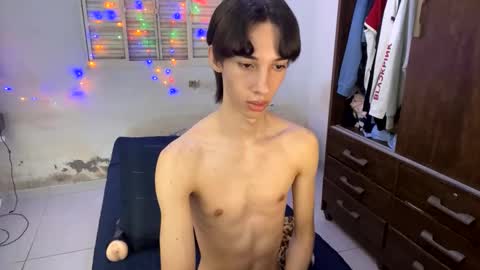 kiantwink online show from January 22, 5:26 am