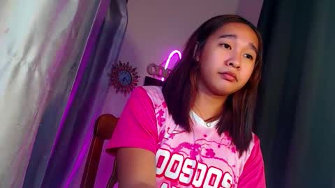 i love bella online show from February 28, 10:25 pm