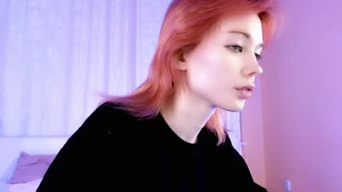 Kira online show from April 4, 9:11 pm