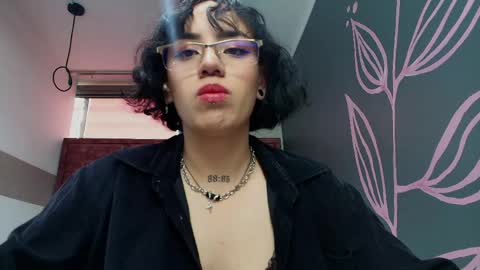KIARA FOX online show from May 4, 8:04 pm