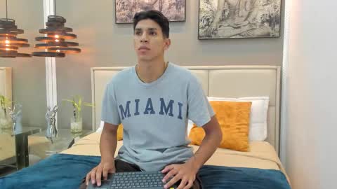 Kieran Derek online show from November 1, 3:18 am