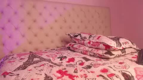 Melody online show from February 4, 4:22 pm