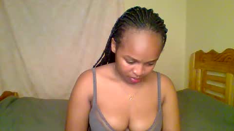 Angela online show from May 10, 8:15 pm