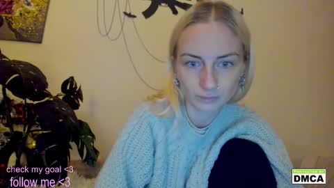 Kiki online show from November 7, 7:27 pm