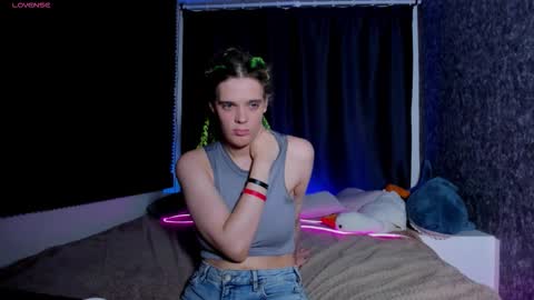 Kiki online show from October 25, 10:58 am