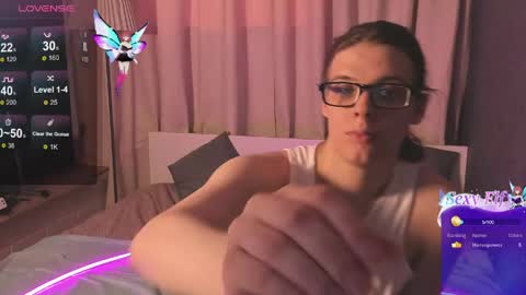 Kiki online show from March 30, 10:59 am