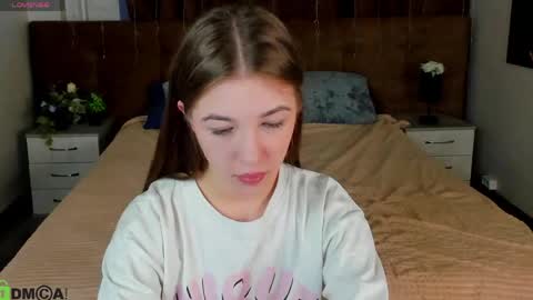 Kiki online show from April 28, 1:25 am