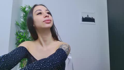 Kimberly online show from December 3, 8:44 pm