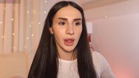 Kim Oberlin online show from November 25, 4:39 pm