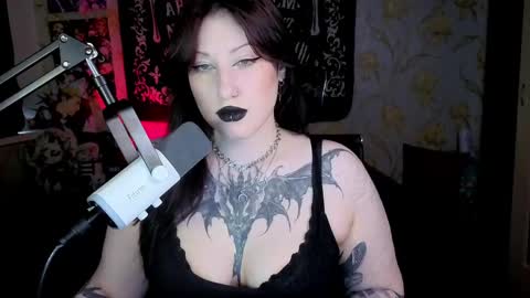 Hi Im Kimberly but u can call me Kim. Turn on ur sound i love to talk and moan online show from April 17, 1:57 pm