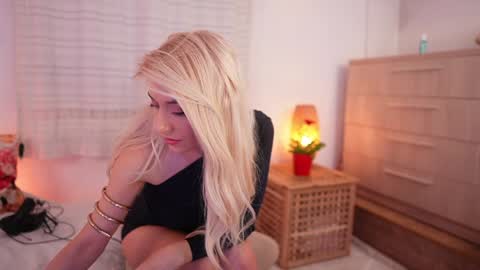 Kim online show from January 18, 4:10 am