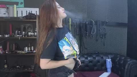  KIMBERLY SWAN  online show from December 3, 9:26 pm