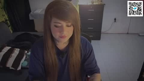 Kimberly Polizzi     online show from June 7, 9:09 pm