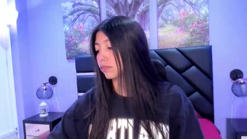 Kimberly Villalobos online show from November 13, 11:57 am